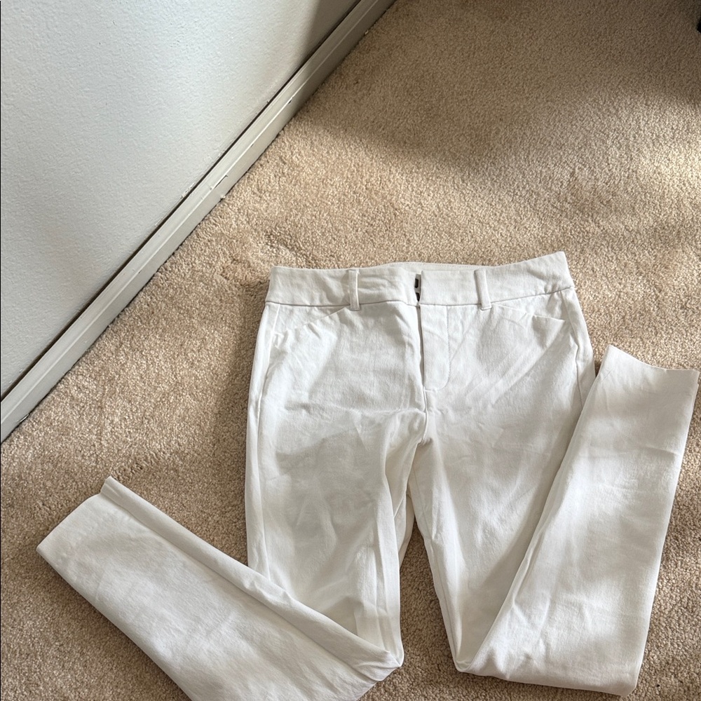 Old Navy High Rise Pixie White Pants - Picture 2 of 4